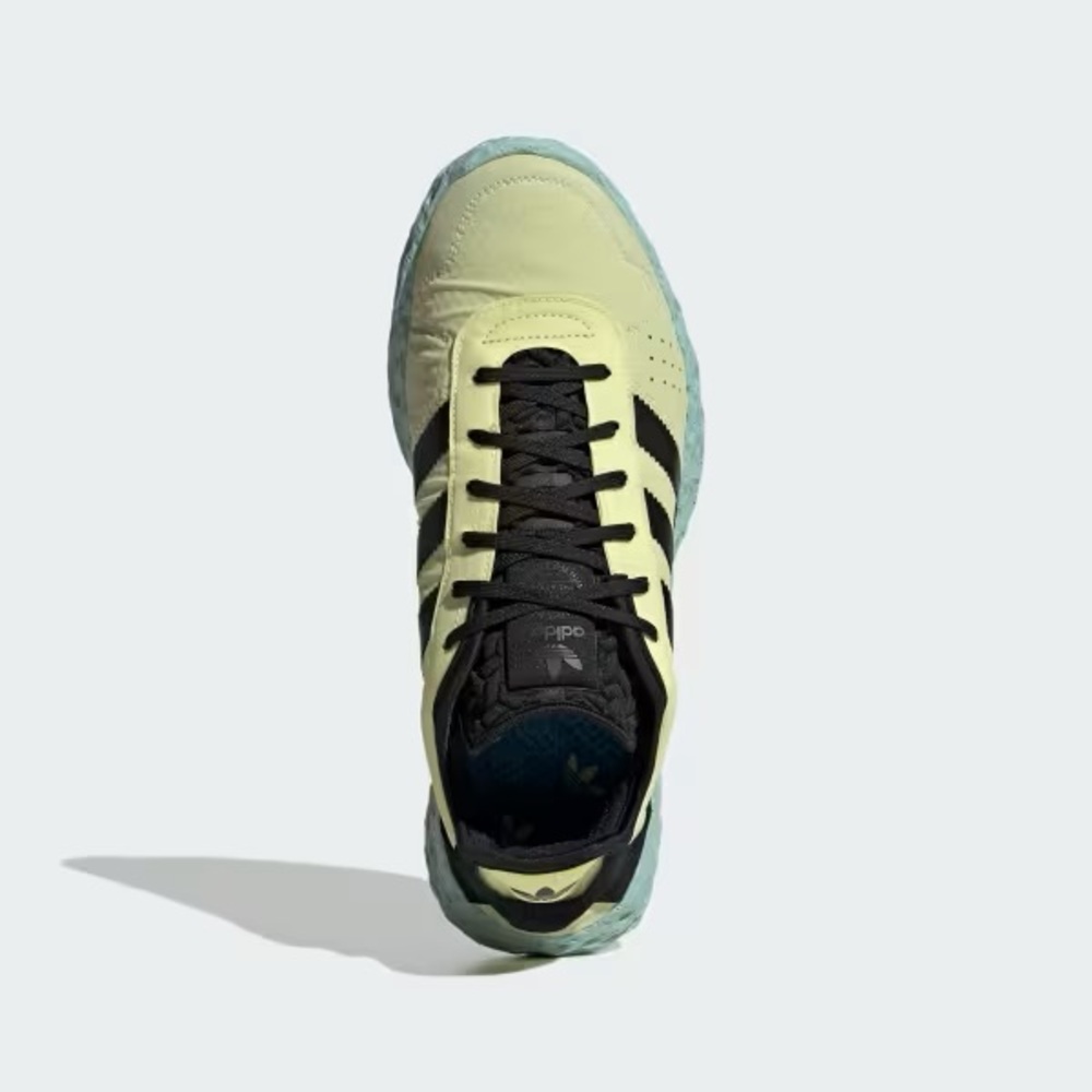 Adidas Men's Zponge Black and Yellow Sneakers